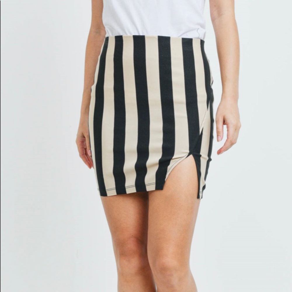 Taupe Black Stripes Skirt Size S to L NWOT